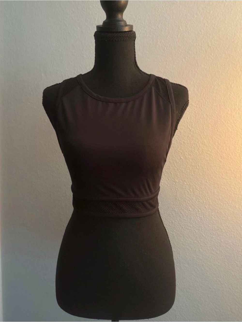 NWOT Fashion Nova Black Mesh-Trim Crop Tank